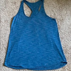 Lululemon essential pleated tank blue size 6
